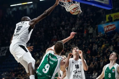 CRNO-BELA JANUARSKA ŠETNJA: Partizan se brutalno osvetio Krki!