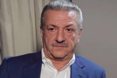 (FOTO) TRAŽE GA ZBOG UBISTVA: On se u Podgorici druži sa sinom Mila Đukanovića!