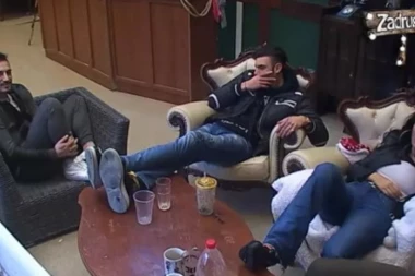 (VIDEO) Lazar otkrio pikantne detalje iz svog života!