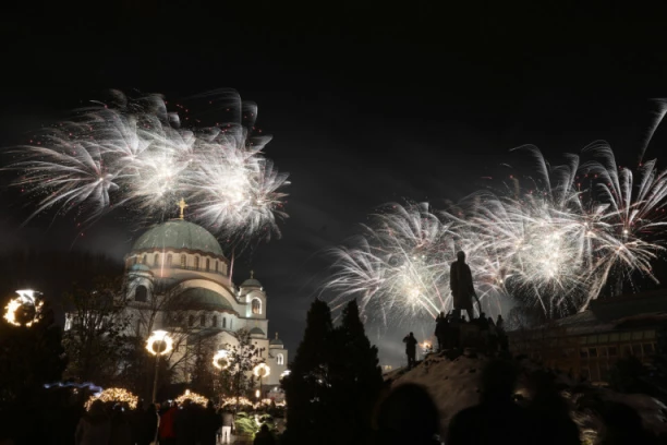 VATROMETI, PROSLAVE I MUZIČKI NASTUPI! Ovako će se večeras dočekati srpska Nova godina!