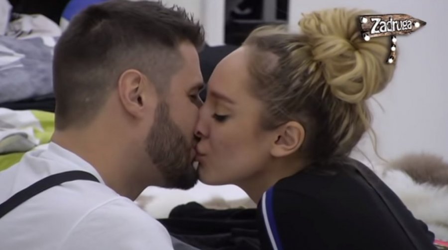 DOČEKALI SU DVE DEVOJČICE, A SAD JE SREĆA JOŠ VEĆA! Najlepše vesti iz doma Lune i Marka, svi ČESTITAJU!