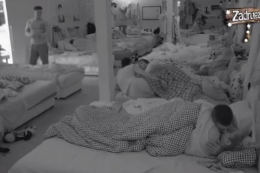 (VIDEO) Luna i Miljković završili u krevetu: Cela soba vikala UDRI, MARKO!