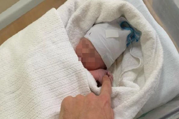 Roditelji bebe ostavljene kod traktora u Klenju pušteni iz pritvora: Detence je još u porodilištu