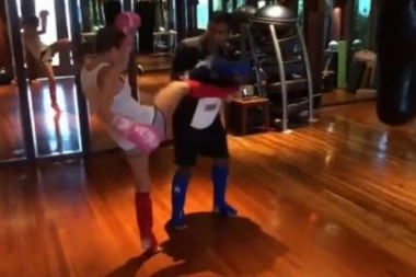 (VIDEO) Ovo je Sparta: Novakova Jelena UDARA JAKO!