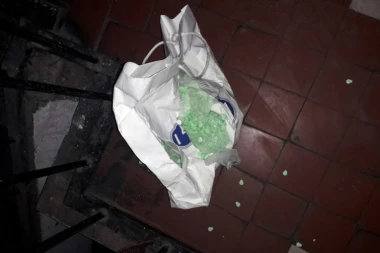 U Smederevu uhapšena dvojica dilera: Policija ih zatekla sa 60 grama spida!