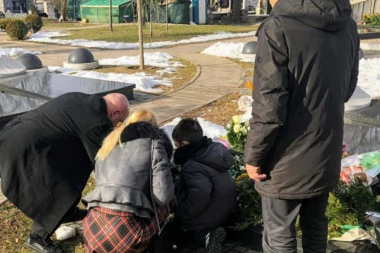 (FOTO) Milija "Ktitor" sa sinom Olivera Ivanovića na godišnjicu atentata: Najteže mi je kada mali Bogdan ćuti