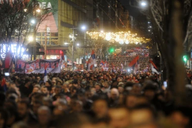 MUP POTVRDIO: Kod Hrama između 120.000 i 125.000 građana!