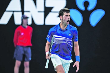 NOLE U PUSTINJI RUŠI FEDERERA I NADALA