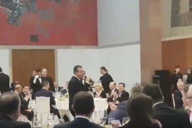 (VIDEO) Dačić se latio mikrofona: Pogledajte reakciju Putina