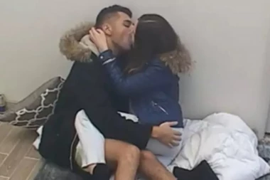 Adam i Moskva raskinuli: Nataša Đoganija prevarila sa njim!