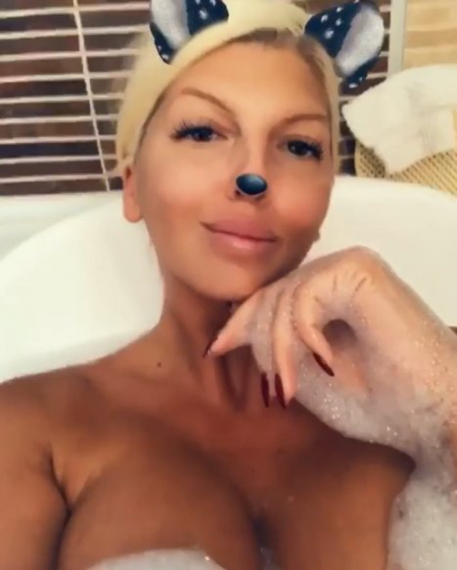 Porno jelena video karleuša Jelena Karleusa