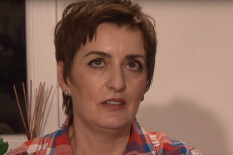 Vadite mi ćerku iz rijalitija uništiće je psihopata: Majka Ane Korać van sebe zbog ulaska Mijatova!