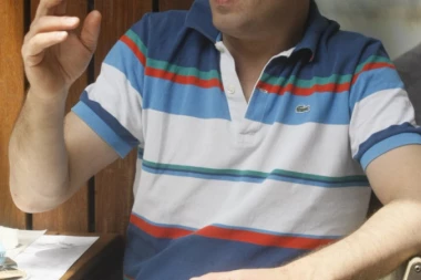 GRČENJE ZA FUNKCIJU: Trifunović izmišlja nebuloze samo da bi se dočepao fotelje