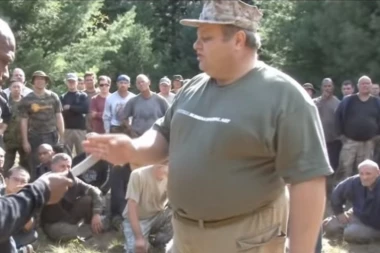 (VIDEO) On je učenik Staljinovog telohranitelja i najobučeniji vojnik na planeti: Njegova veština ostavlja bez daha!