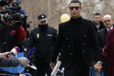 (VIDEO) "Ostanite kod kuće, ali sa stilom"