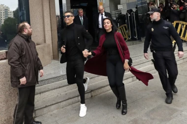 PUKLA BRUKA: Trese se Italija ZBOG AFERE - Kristijano Ronaldo posle meča saznao ŠOKANTNE VESTI!