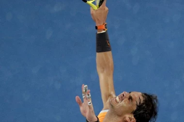 MALE IGRICE: Nadal pred meč psihički uništio mladog Grka