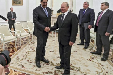 Putin podržao Madura: Spoljno mešanje krši međunarodno pravo