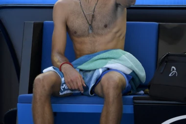 DRAMATIČNE SCENE: Helikopteri NADLEĆU Melburn zbog Novaka Đokovića!