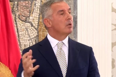 Milo, Amfilohije i Gojko prave crnogorsku crkvu