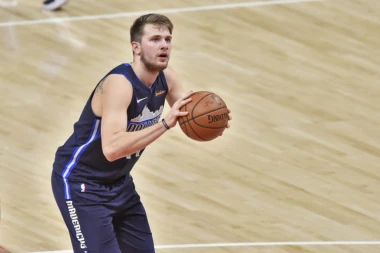 (VIDEO) Dončić upoznao "izgubljenog brata blizanca"