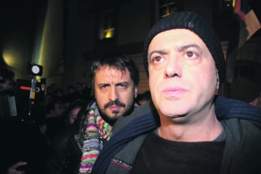 UHAPŠEN MUŠKARAC IZ PAZOVE, PRETIO SERGEJU I BRANISLAVU TRIFUNOVIĆU!