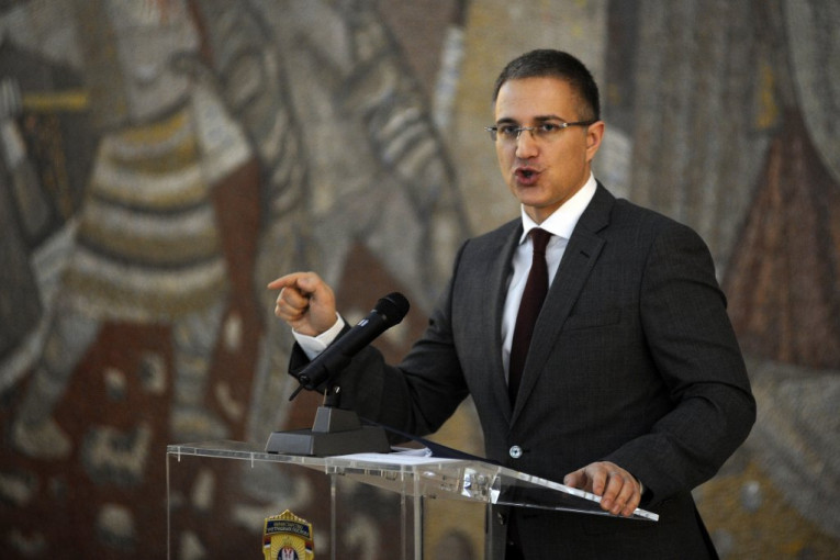 Stefanović odgovorio Haradinaju: Ni ne pomišljaj na nasilje prema Srbima