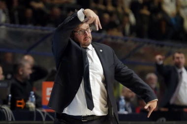 KOŠARKAŠKI KLASIK: Razbijanje - Partizan bes iskalio na Ciboni