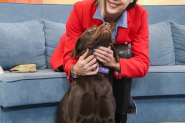 U POSETI ZVEZDI JUTARNJEG PROGRAMA SA JOVANOM I SRĐANOM: Prva traži porodicu kojoj će pružiti ljubav