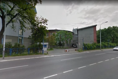 Bizarna scena u Studentskom gradu: Gola studentkinja prizivala đavola, intervenisala i policija