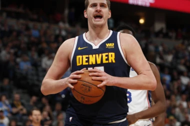 Tompson "razmontirao" Jokićev Denver, Srbin nemoćan!