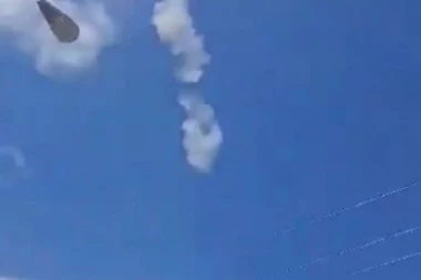 (VIDEO) METEORIT SE SRUČIO NA KUBU: Građani uplašeni od zvuka eksplozije, polupani prozori!