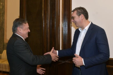 VUČIĆ JE NAJBOLJI U REGIONU! Legendarni gradonačelnik Ljubljane govorio o predsedniku Srbije u hrvatskim medijima! (FOTO)