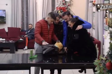 (VIDEO) Otvoreno pokazao naklonost: Aleksandra će poludeti kada vidi ko je poslao poklone Davidu i Ani!