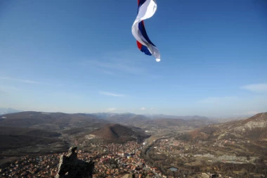 Ambijent straha i neizvesnosti: Počela predizborna kampanja na severu Kosova