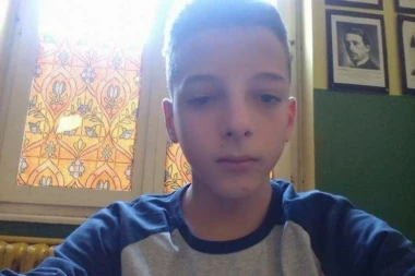 BRAĆA SE ODRIČU UŽINE DA BI NAJMLAĐEM (4) KUPILI MLEKO! Oca su nedavno sahranili, majka bez posla, sanjaju o osnovnim stvarima!