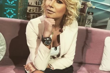 (FOTO) Svetski mediji potresno pišu o povredi Dee Đurđević!