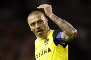 TUŽNO: Bivšu ženu nudio na porno sajtu, a sada ga zbog prevare očekuje zatvor