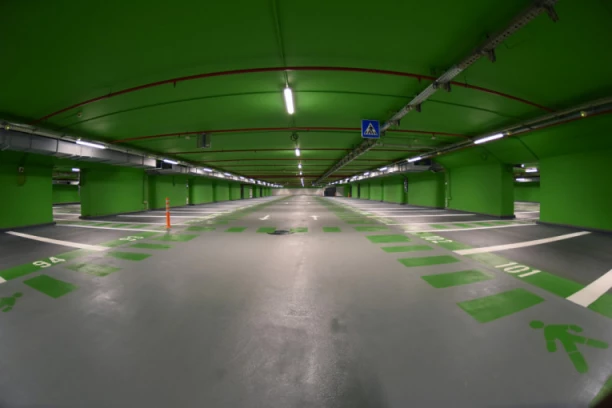 VAŽNO OBAVEŠTENJE ZA SVE VOZAČE: Tokom vikenda se zatvara jedna od najprometnijih gradskih garaža!