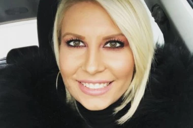 Najnovije informacije o zdravstvenom stanju Dee: Voditeljka počela da oseća ruku!