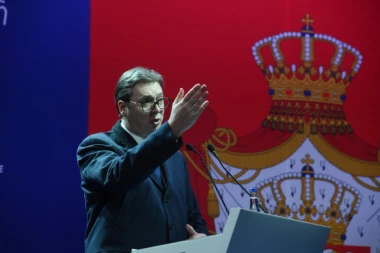 Predsednik Vučić u Vranju: Ne priznajem granice između Srba i Srba