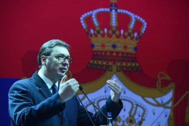 Mešanje karata: Naprednjaci odlučni da počiste nelojalne partnere!