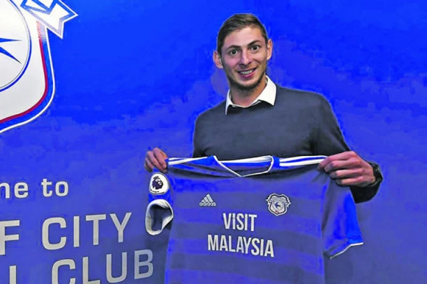 (VIDEO) Jezivo: Pojavio se snimak Emilijana Sale pre tragičnog pada njegovog aviona!