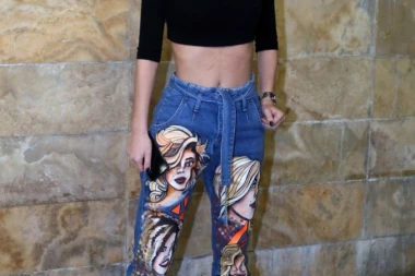 (FOTO) Koga to Kija drži za ruku u prvom redu?! Pojavila se slika sa pevačicinog nastupa!