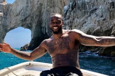 ZVEZDA I KEJ SI RIVERS: Poznata je i cifra koju će Amerikanac zarađivati!