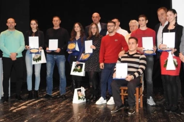 SPORTSKI SAVEZ SRBIJE U POSETI: Apatin birao najbolje