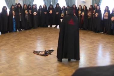 (VIDEO) Veštice bacile kletvu na Putinove neprijatelje, kada čujete bajalicu neće vam biti dobro!