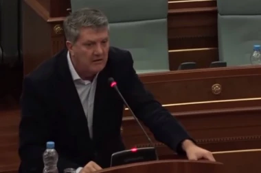 Dosad neviđeno priznanje albanskog poslanika: Da mi Amerika kaže da ne spavam sa ženom, ja neću spavati!