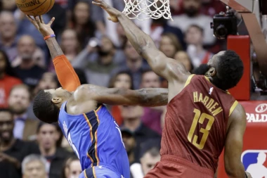 Ako je 2:0 u fudbalu najopasnija prednost, koliko je potrebno da vodiš u NBA za pobedu?