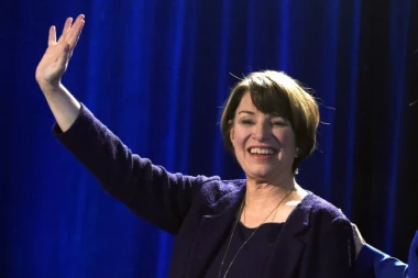 HOĆE LI TRAMPA NA ČELU AMERIKE ZAMENITI PREDSEDNICA? Emi Klobušar objavila kandidaturu za izbore